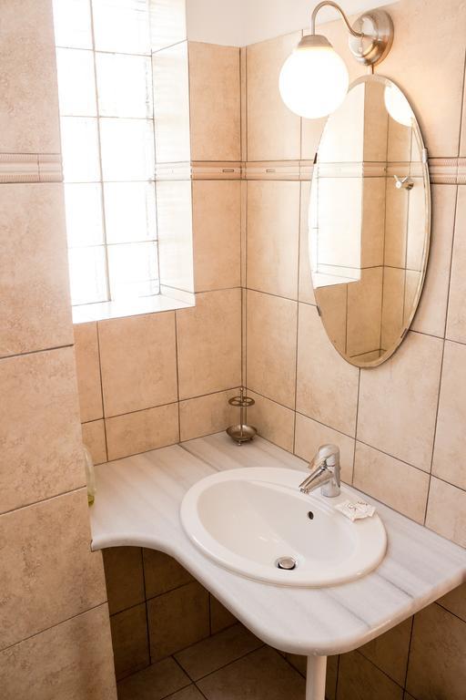 Almar Apartments Bací Szoba fotó